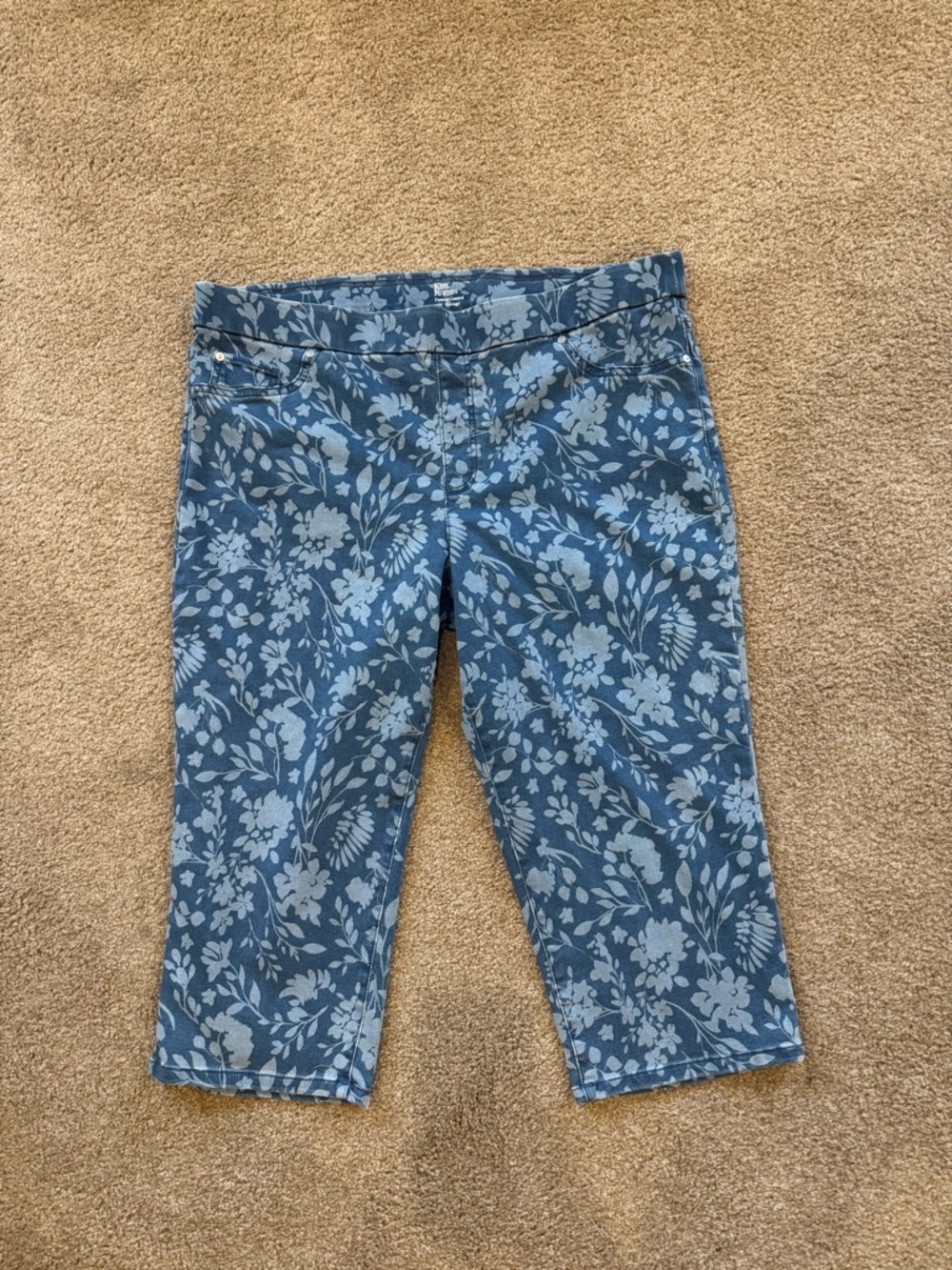 Floral Print Blue Cropped Women’s Jeggings